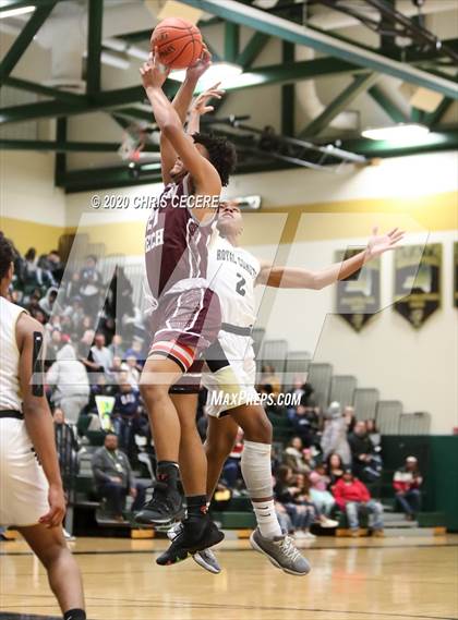 Thumbnail 2 in Edison Tech @ Rush-Henrietta (Section 5 Class AA Quarterfinal) photogallery.