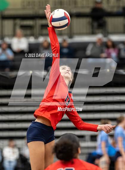 Thumbnail 1 in Woods Cross vs. Springville (UHSAA 5A 2nd Round) photogallery.
