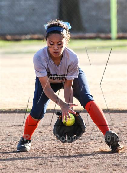 Thumbnail 1 in Sachse vs Bishop Lynch (Mesquite ISD Invitational)  photogallery.