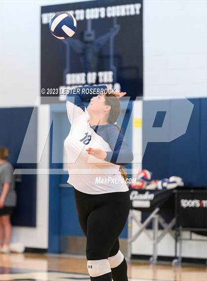 Thumbnail 2 in Jones @ Hondo (Hondo Volleyball Tournament) photogallery.