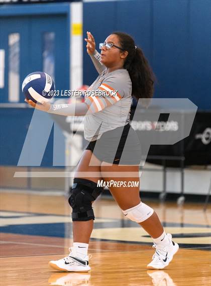 Thumbnail 2 in Jones @ Hondo (Hondo Volleyball Tournament) photogallery.