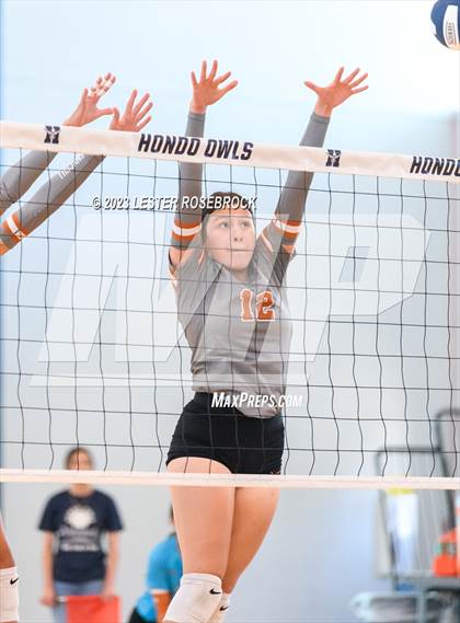 Thumbnail 3 in Jones @ Hondo (Hondo Volleyball Tournament) photogallery.