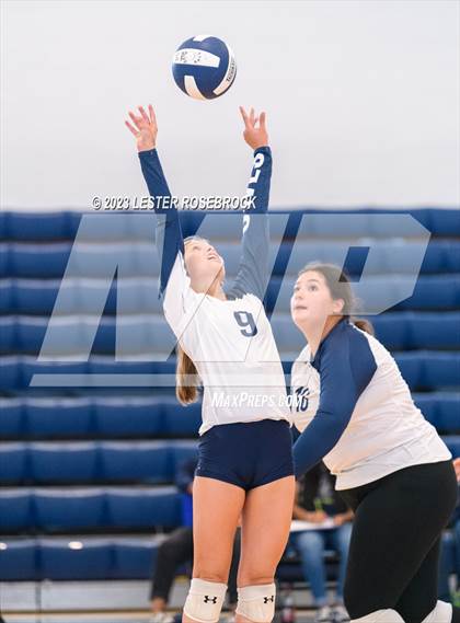 Thumbnail 1 in Jones @ Hondo (Hondo Volleyball Tournament) photogallery.