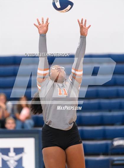 Thumbnail 2 in Jones @ Hondo (Hondo Volleyball Tournament) photogallery.