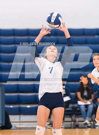 Thumbnail 2 in Jones @ Hondo (Hondo Volleyball Tournament) photogallery.