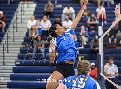 Thumbnail 1 in Riverwood vs River Ridge (GHSA Region Playoff) photogallery.