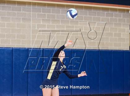 Thumbnail 3 in Riverwood vs River Ridge (GHSA Region Playoff) photogallery.
