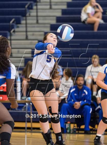 Thumbnail 2 in Riverwood vs River Ridge (GHSA Region Playoff) photogallery.