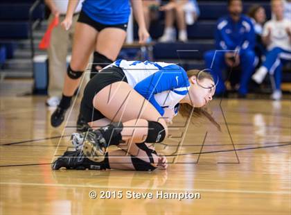 Thumbnail 3 in Riverwood vs River Ridge (GHSA Region Playoff) photogallery.