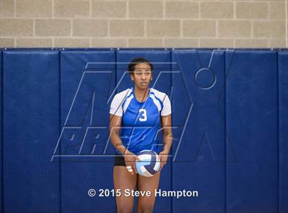 Thumbnail 3 in Riverwood vs River Ridge (GHSA Region Playoff) photogallery.