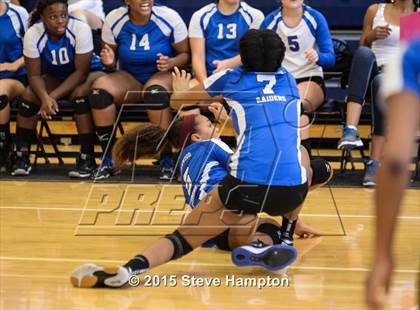 Thumbnail 1 in Riverwood vs River Ridge (GHSA Region Playoff) photogallery.