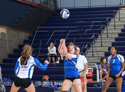 Thumbnail 3 in Riverwood vs River Ridge (GHSA Region Playoff) photogallery.