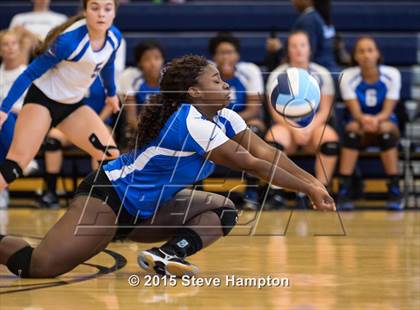 Thumbnail 2 in Riverwood vs River Ridge (GHSA Region Playoff) photogallery.