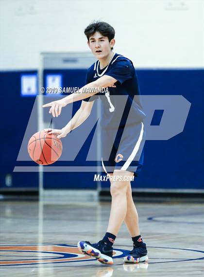 Thumbnail 2 in Chaminade vs. St. Anthony (Marianist Classic) photogallery.