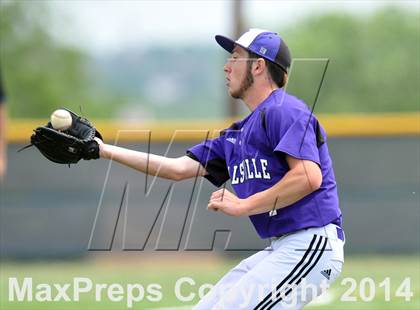 Thumbnail 2 in Liberty vs. Hallsville  (UIL 4A Region 2 Semifinal) photogallery.