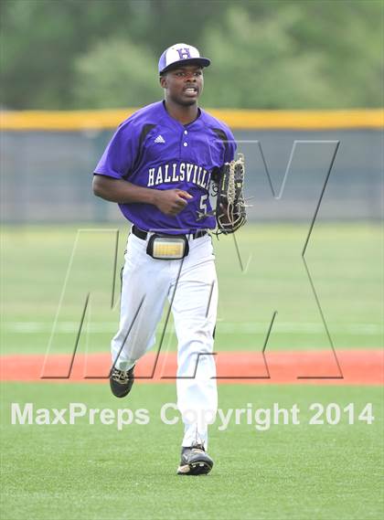 Thumbnail 1 in Liberty vs. Hallsville  (UIL 4A Region 2 Semifinal) photogallery.