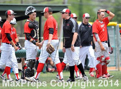 Thumbnail 2 in Liberty vs. Hallsville  (UIL 4A Region 2 Semifinal) photogallery.
