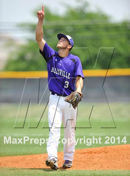 Thumbnail 3 in Liberty vs. Hallsville  (UIL 4A Region 2 Semifinal) photogallery.
