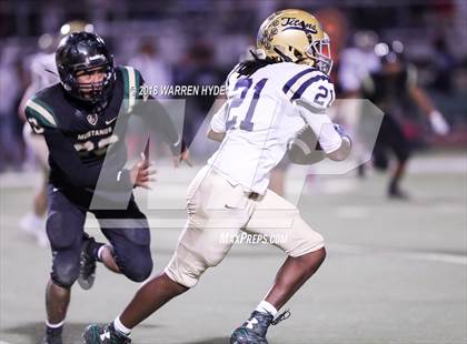 Thumbnail 3 in Burbank @ Monterey Trail photogallery.