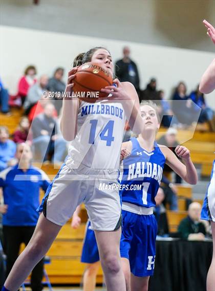 Thumbnail 3 in Haldane vs. Millbrook (NYSPHSAA Class C Regional Semifinal) photogallery.