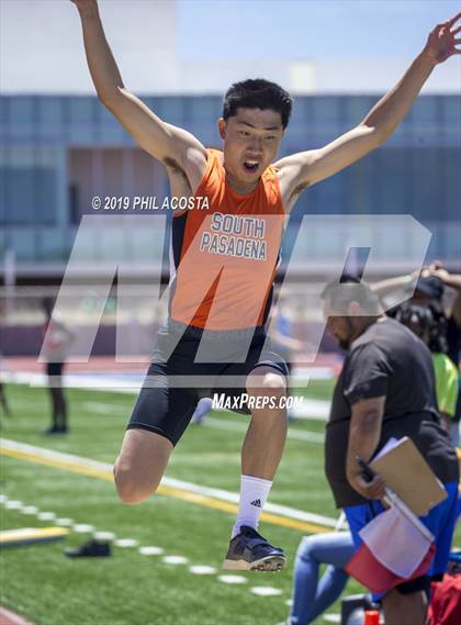 Thumbnail 3 in SS CIF Track & Field Final (Field Events) photogallery.