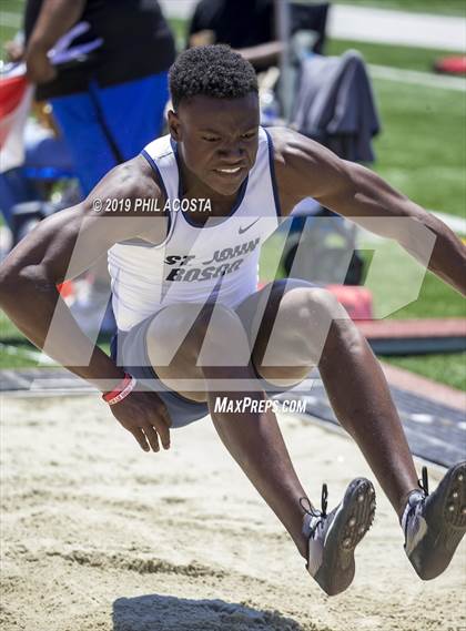 Thumbnail 2 in SS CIF Track & Field Final (Field Events) photogallery.