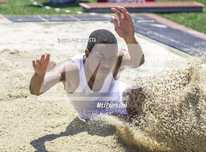 Thumbnail 1 in SS CIF Track & Field Final (Field Events) photogallery.
