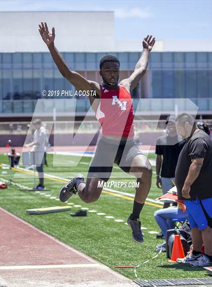 Thumbnail 3 in SS CIF Track & Field Final (Field Events) photogallery.
