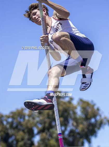 Thumbnail 1 in SS CIF Track & Field Final (Field Events) photogallery.