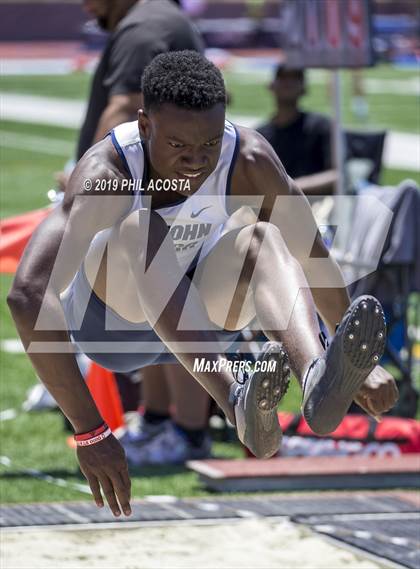 Thumbnail 1 in SS CIF Track & Field Final (Field Events) photogallery.