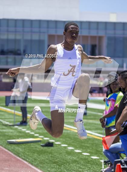 Thumbnail 1 in SS CIF Track & Field Final (Field Events) photogallery.