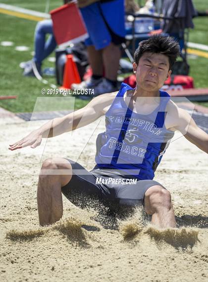 Thumbnail 3 in SS CIF Track & Field Final (Field Events) photogallery.