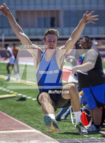 Thumbnail 3 in SS CIF Track & Field Final (Field Events) photogallery.