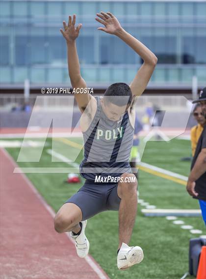 Thumbnail 1 in SS CIF Track & Field Final (Field Events) photogallery.