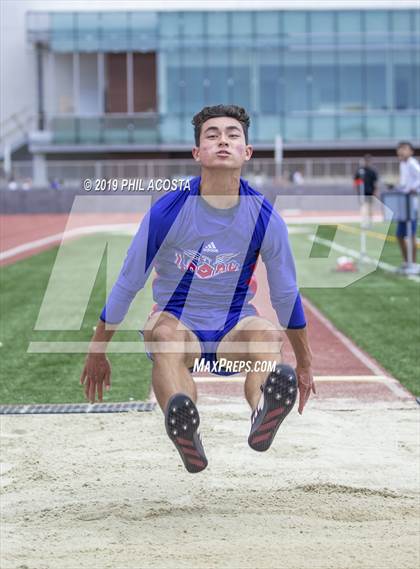Thumbnail 1 in SS CIF Track & Field Final (Field Events) photogallery.