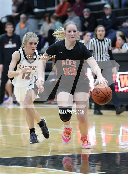 Thumbnail 3 in Amanda-Clearcreek vs. North Union (OHSAA D5 District Semi Final) photogallery.