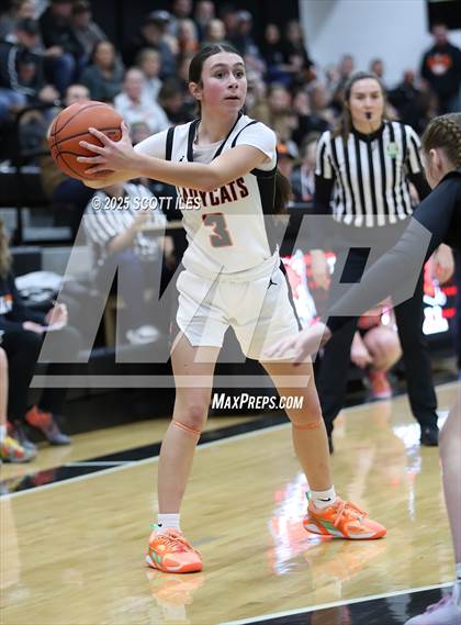 Thumbnail 2 in Amanda-Clearcreek vs. North Union (OHSAA D5 District Semi Final) photogallery.