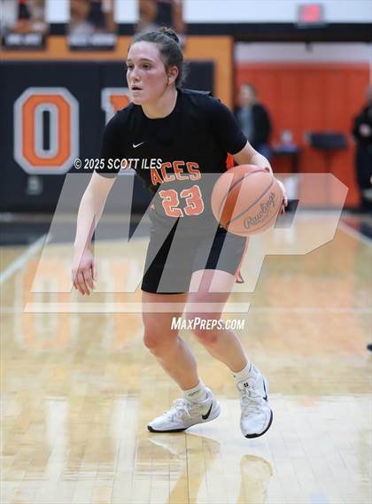 Thumbnail 2 in Amanda-Clearcreek vs. North Union (OHSAA D5 District Semi Final) photogallery.
