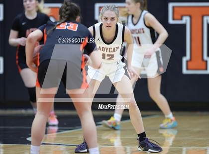 Thumbnail 2 in Amanda-Clearcreek vs. North Union (OHSAA D5 District Semi Final) photogallery.