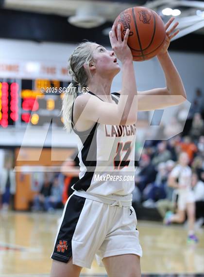 Thumbnail 3 in Amanda-Clearcreek vs. North Union (OHSAA D5 District Semi Final) photogallery.