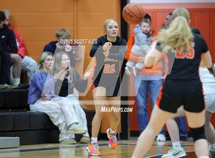 Thumbnail 1 in Amanda-Clearcreek vs. North Union (OHSAA D5 District Semi Final) photogallery.