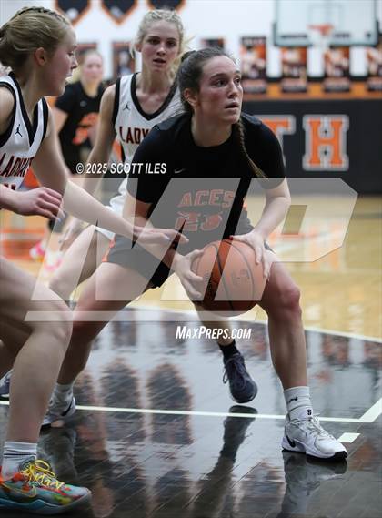 Thumbnail 3 in Amanda-Clearcreek vs. North Union (OHSAA D5 District Semi Final) photogallery.
