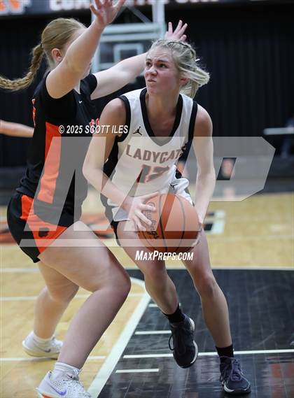 Thumbnail 3 in Amanda-Clearcreek vs. North Union (OHSAA D5 District Semi Final) photogallery.