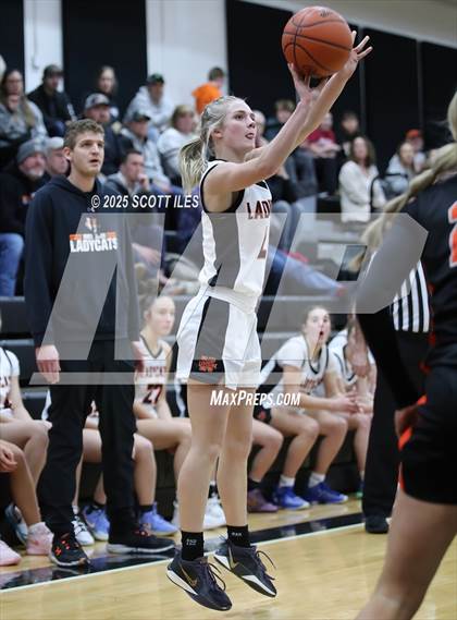 Thumbnail 1 in Amanda-Clearcreek vs. North Union (OHSAA D5 District Semi Final) photogallery.