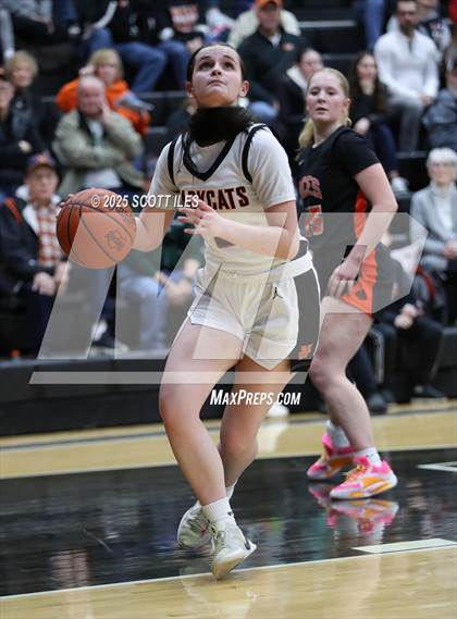 Thumbnail 3 in Amanda-Clearcreek vs. North Union (OHSAA D5 District Semi Final) photogallery.