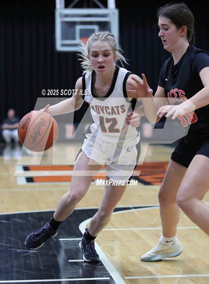 Thumbnail 3 in Amanda-Clearcreek vs. North Union (OHSAA D5 District Semi Final) photogallery.