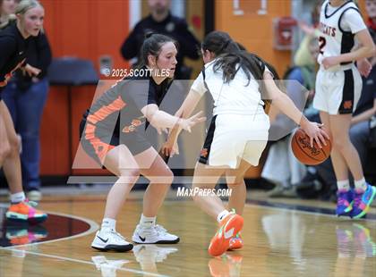 Thumbnail 3 in Amanda-Clearcreek vs. North Union (OHSAA D5 District Semi Final) photogallery.