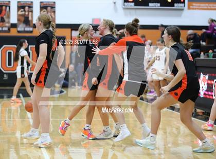 Thumbnail 1 in Amanda-Clearcreek vs. North Union (OHSAA D5 District Semi Final) photogallery.