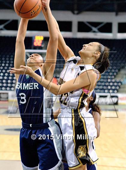Thumbnail 1 in Lynnwood vs. Beamer photogallery.