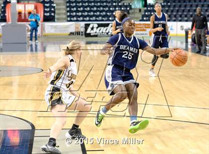 Thumbnail 2 in Lynnwood vs. Beamer photogallery.